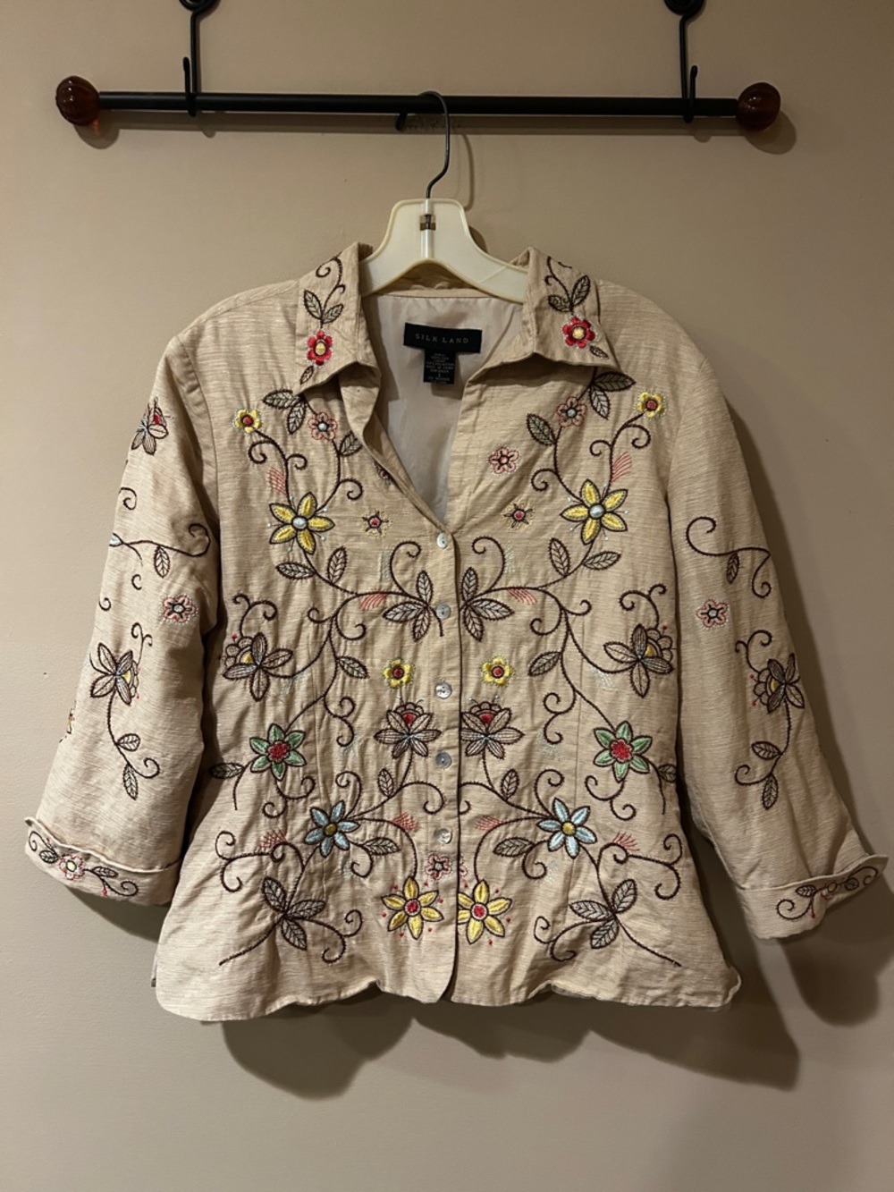 SilkLand Beige Embroidered Floral Shirt Jacket Lined Large